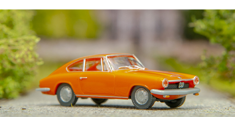 Wiking 018703 BMW 1600 GT Coupé orange 