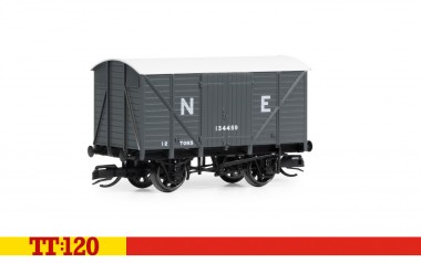 Hornby TT6004 LNER Vent Van Era 3 