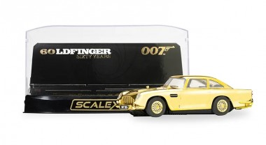 Scalextric C4450A Aston Martin DB5 Goldfinger - James Bond 