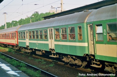 Piko 96664 PKP Nahverkehrswagen 120A 2.Kl. Ep.5 