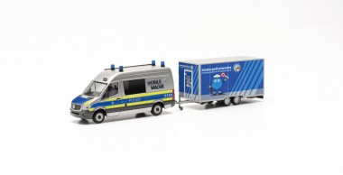 Herpa 097536 MB Sprinter Halbbus m.Hg. Polizei Bayern 