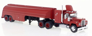 Brekina 85814 Mack RS US-Tanker-SZ fire car 