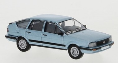 Brekina PCX870410 VW Passat (B2) Fließheck blau-met.(1985) 