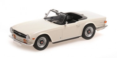 Minichamps 155132035 Triumph TR6 Roadster weiß (1969) 