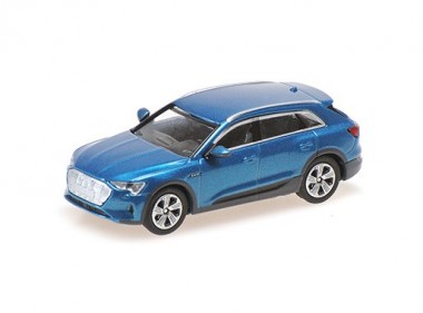 Minichamps 870018220 Audi e-tron blau (2020) 