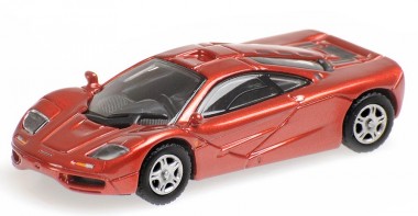 Minichamps 870133820 McLaren F1 rot-met. (1993) 