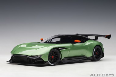 AUTOart 70263 Aston Martin Vulcan 2015 appletree green 