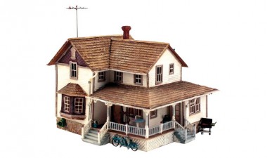 Woodland WBR5046 Corner Porch House 