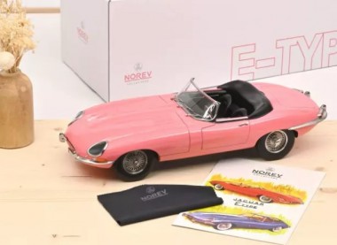 Norev 122721 Jaguar E-Typ Cabriolet rosa 1962 