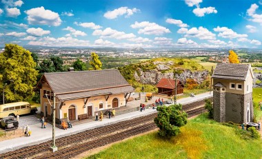 Faller 190059 Bahnhof-Set Susch 